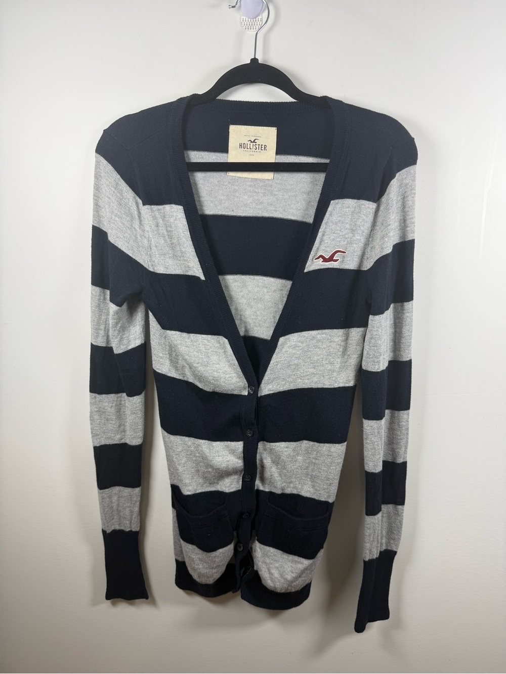 HOLLISTER | Y2K Navy & Grey Striped Cardigan Size M